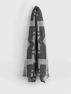 Abstract Rock Scarf - Black/Cream