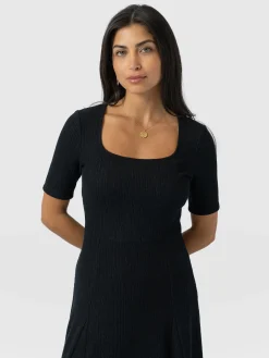 Akia Short Sleeve Dress - Black Textured