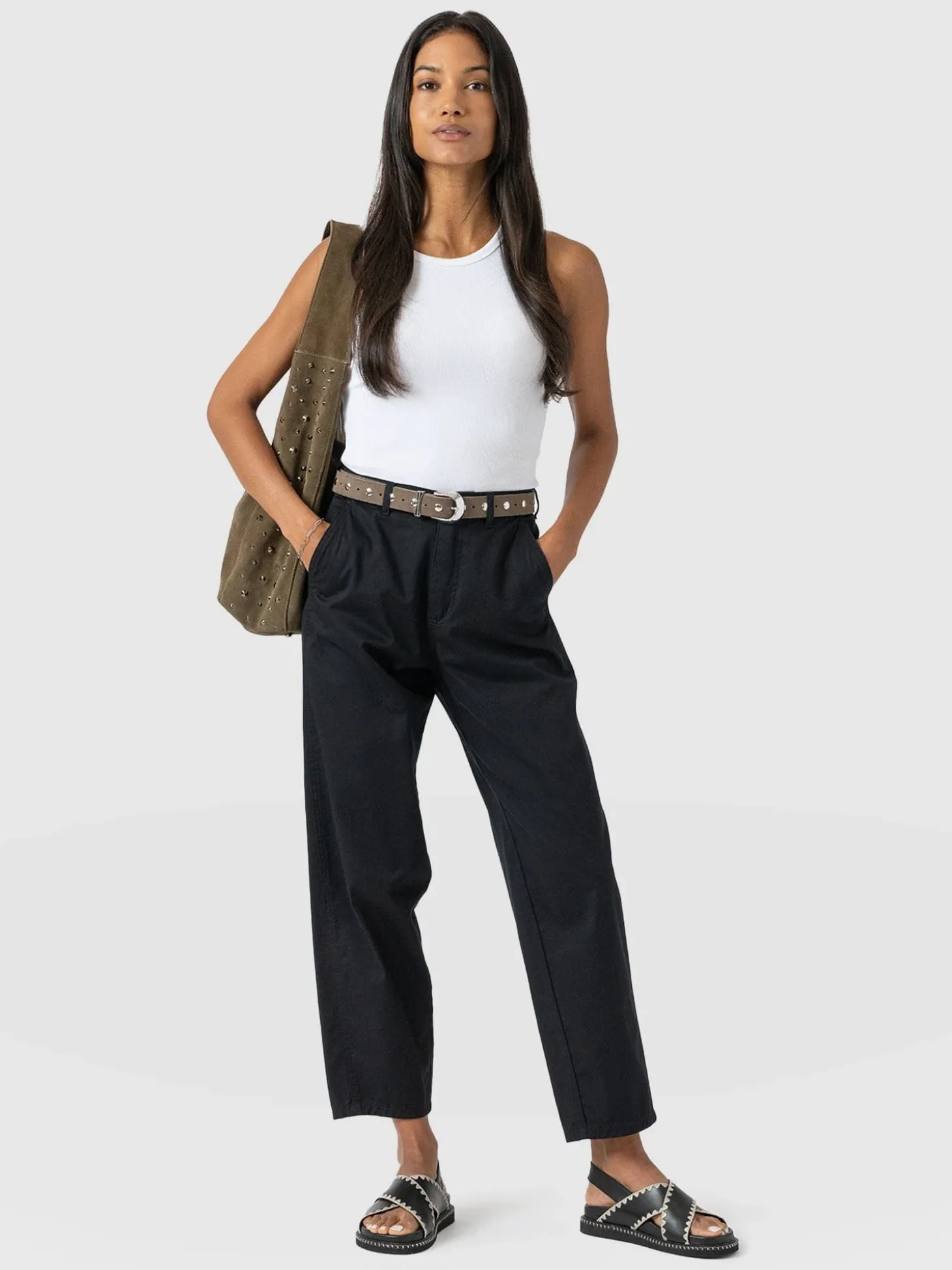 Alma Barrel Leg Chino - Black