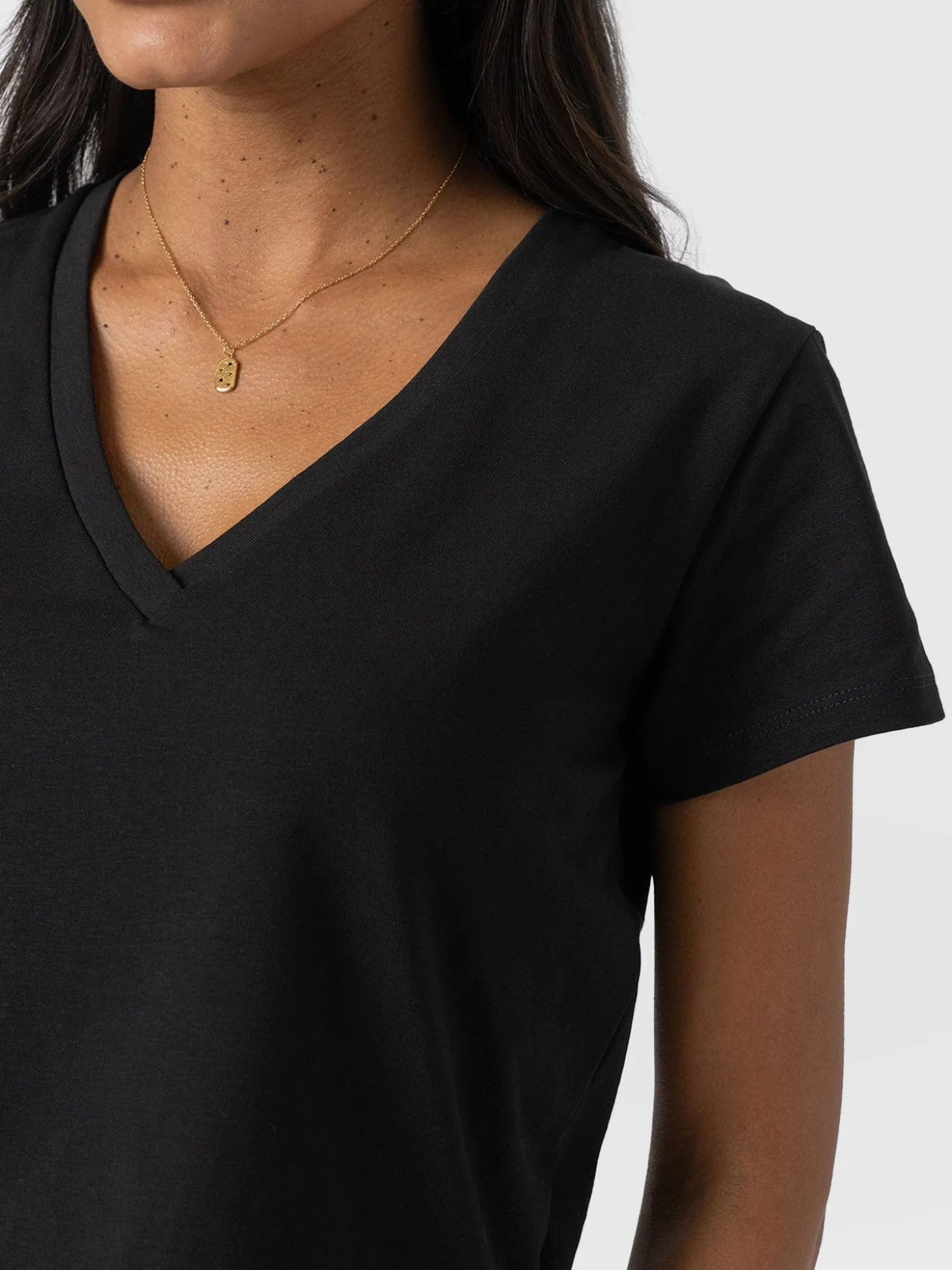 Apartment Tee - Black