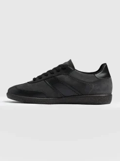 Broadway Sneaker - Black