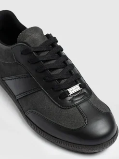 Broadway Sneaker - Black