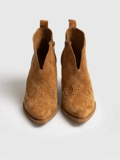 Dallas Studded Ankle Boot - Tan