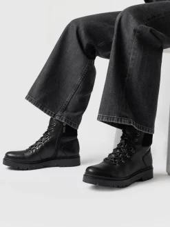 Finchley Hiking Boot - Black