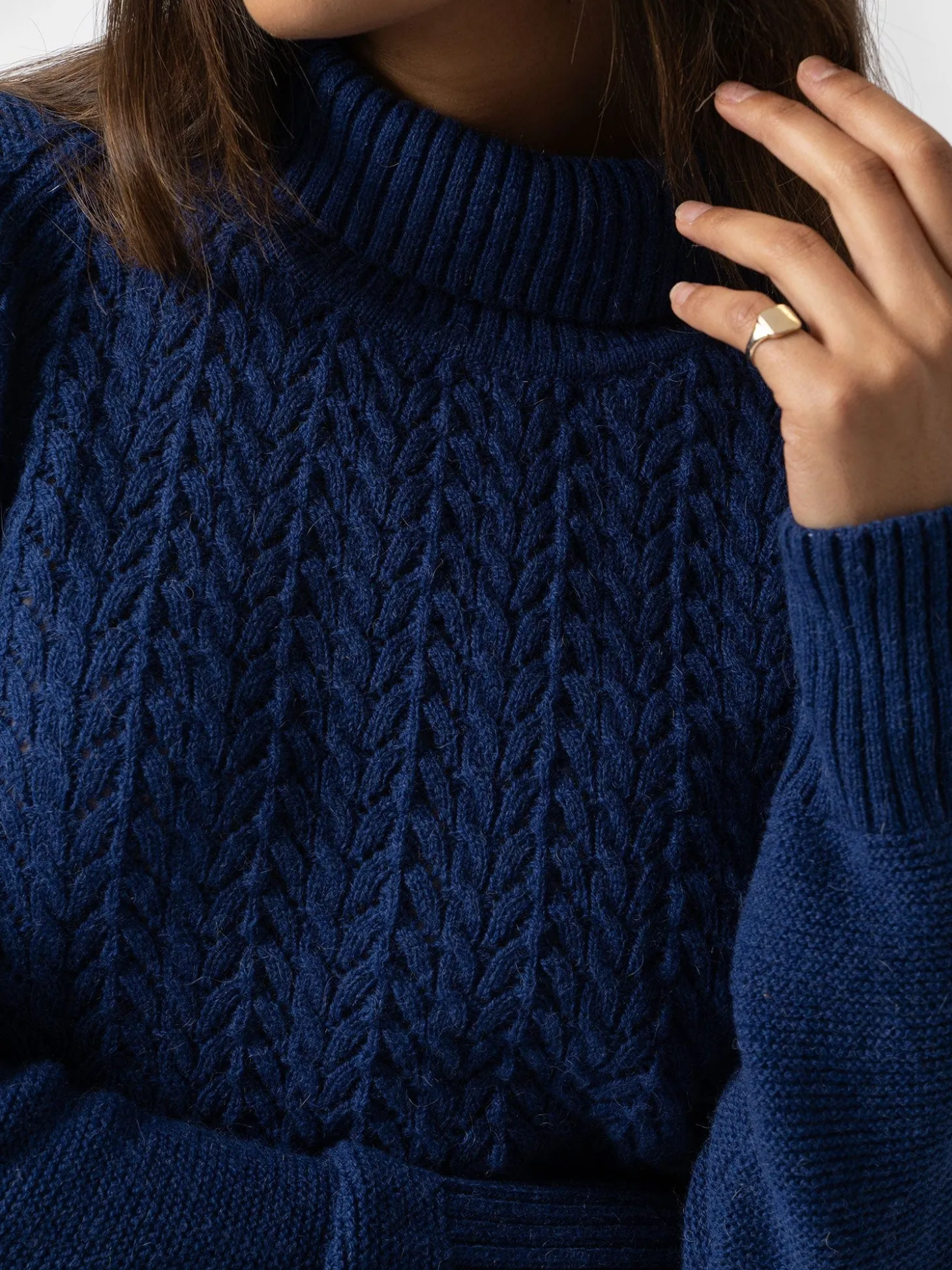 Glen Cable Knit Sweater - Blue