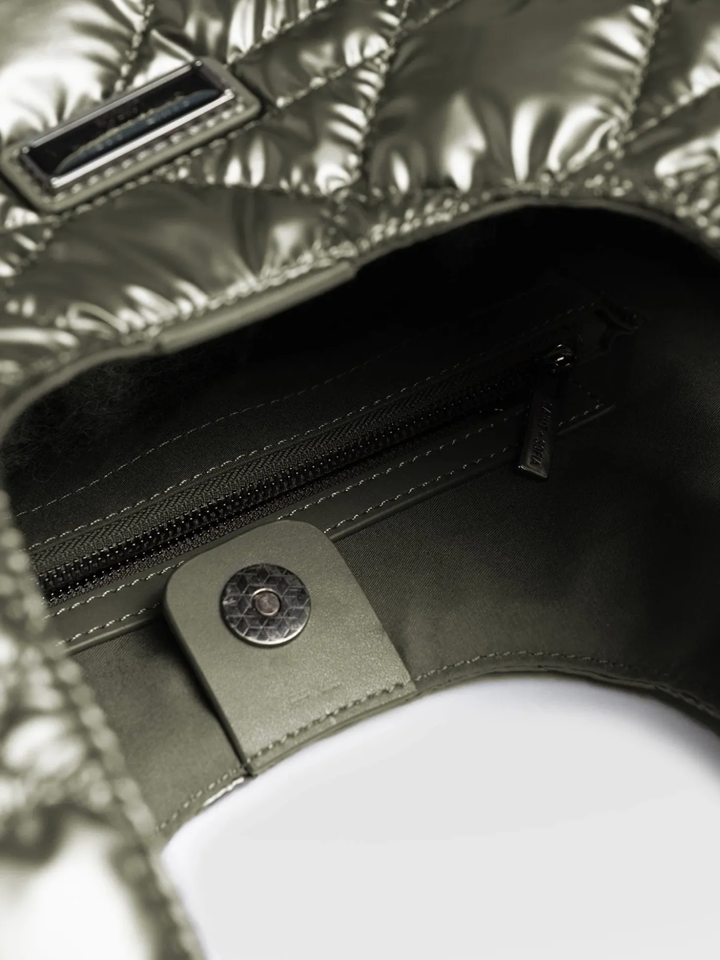 Quilted Stella Shoulder Tote Bag - Metallic Khaki