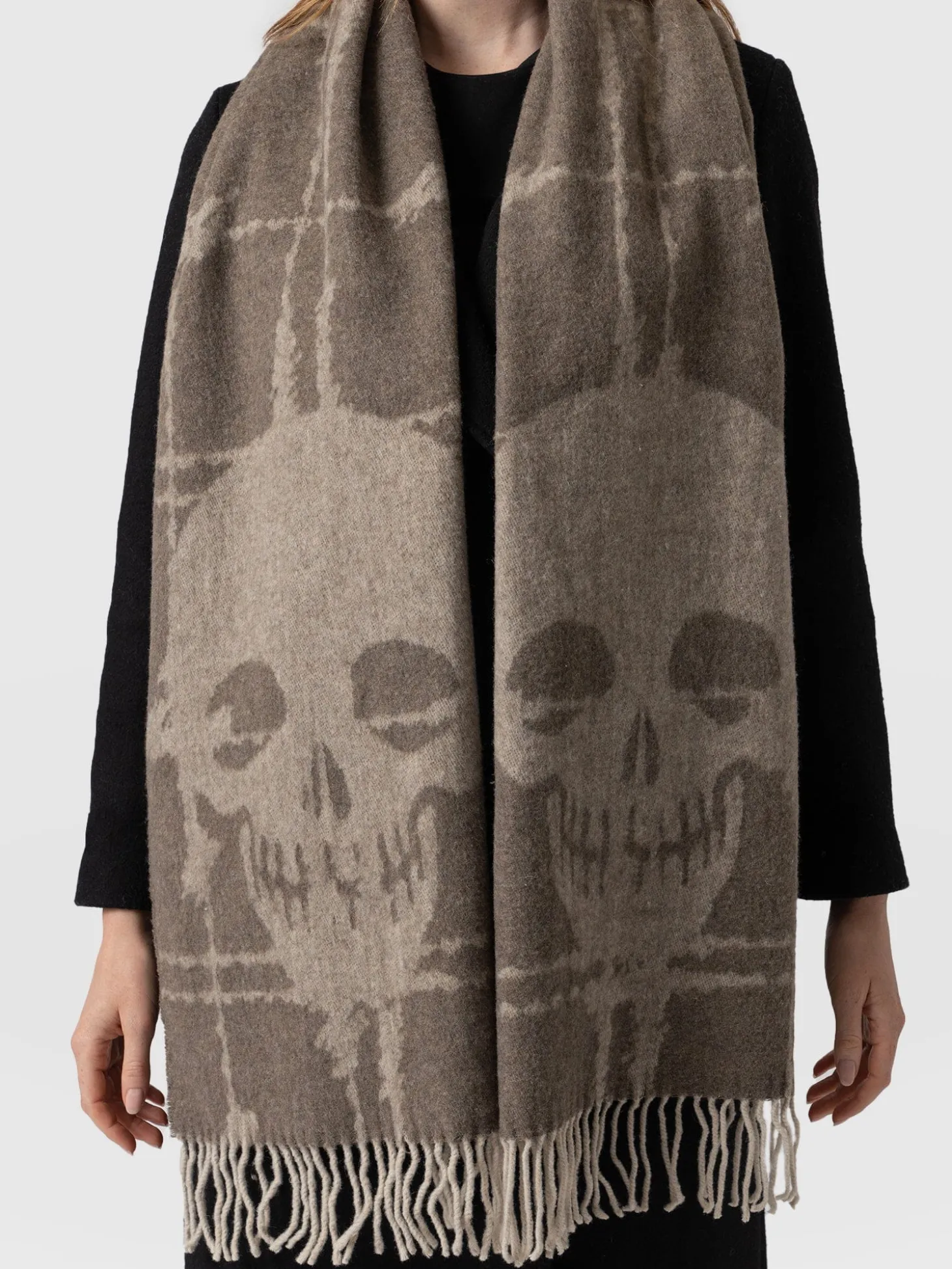 Sutton Skull Scarf - Beige