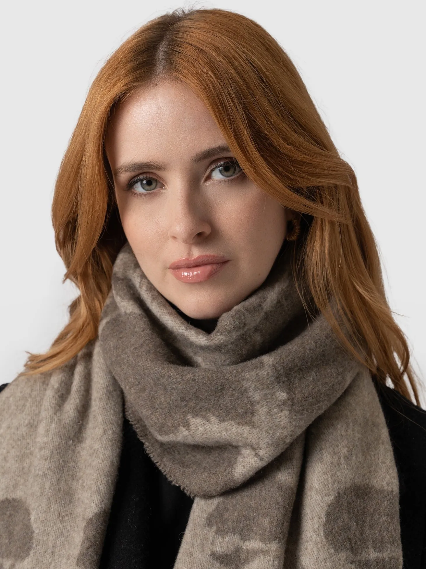 Sutton Skull Scarf - Beige