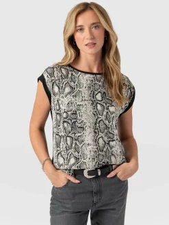 Turn Up Contrast Tee - Cream Snake